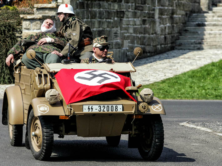 KDF 82 - SS Totenkopf - pouštní