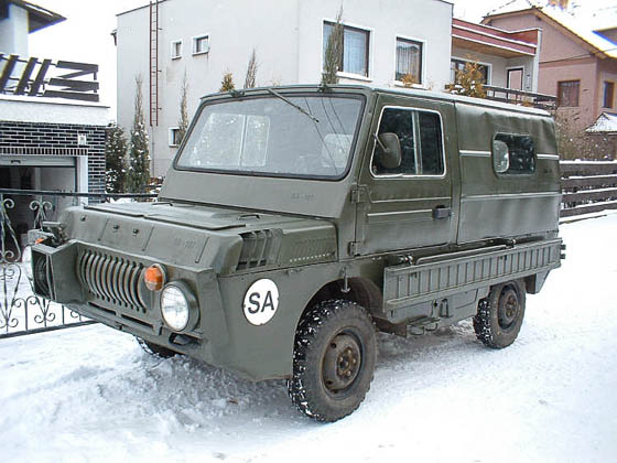 Luaz 967 - obojživelný automobil