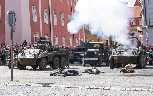 Rekonstrukce osvobození Chebu na náměstí - 2012