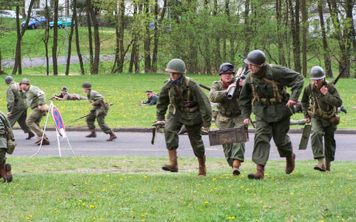 Rekonstrukce osvobození Lokte 2004